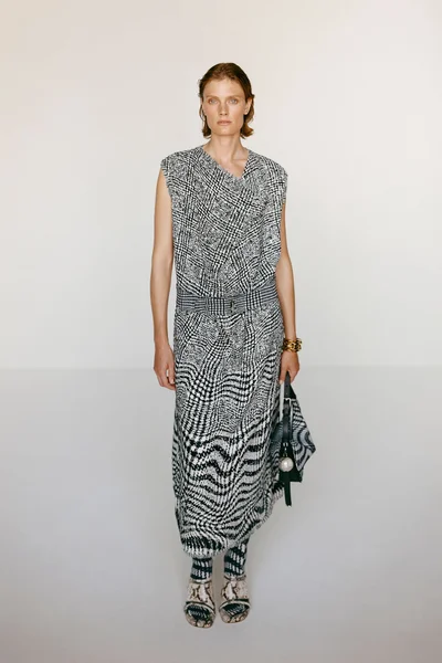Look 7